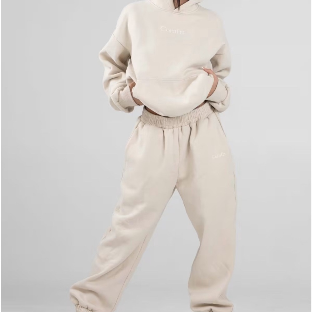 COMFRT set in color bone